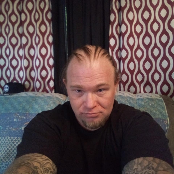 Meet your Posher, Tony - Picture 3 of 7